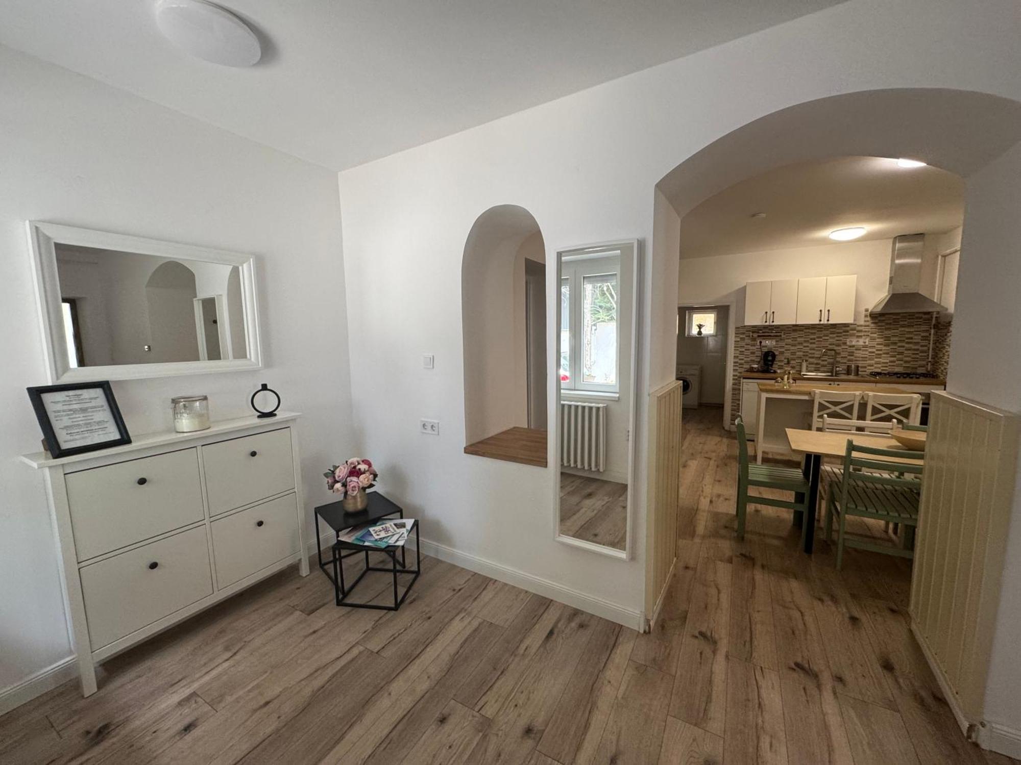 Pataky Apartmanok Veszprém Buitenkant foto