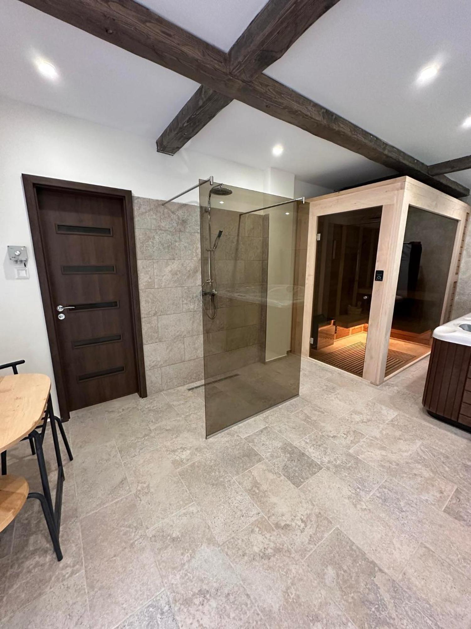 Pataky Apartmanok Veszprém Buitenkant foto